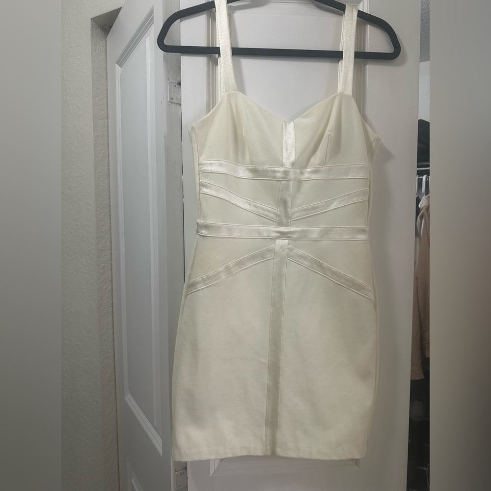 Bebe Dress